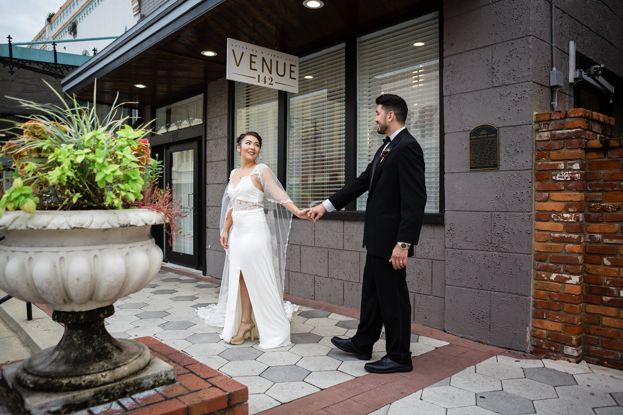 Going To The Reception Photo Shoot